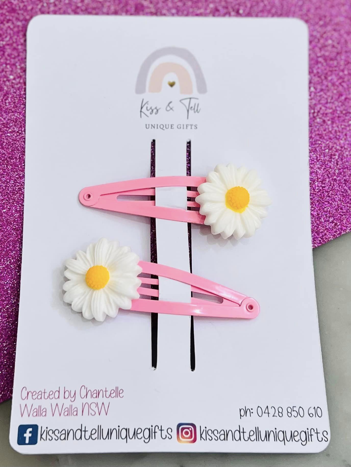 White Daisy Hair Clip Sets