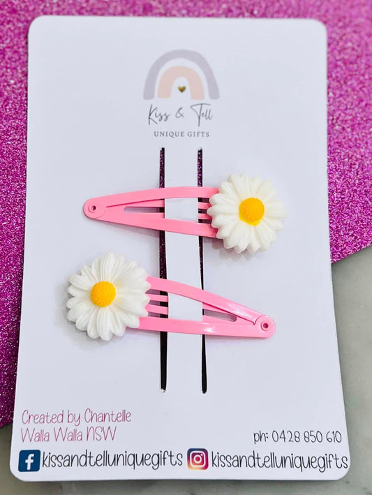 White Daisy Hair Clip Sets