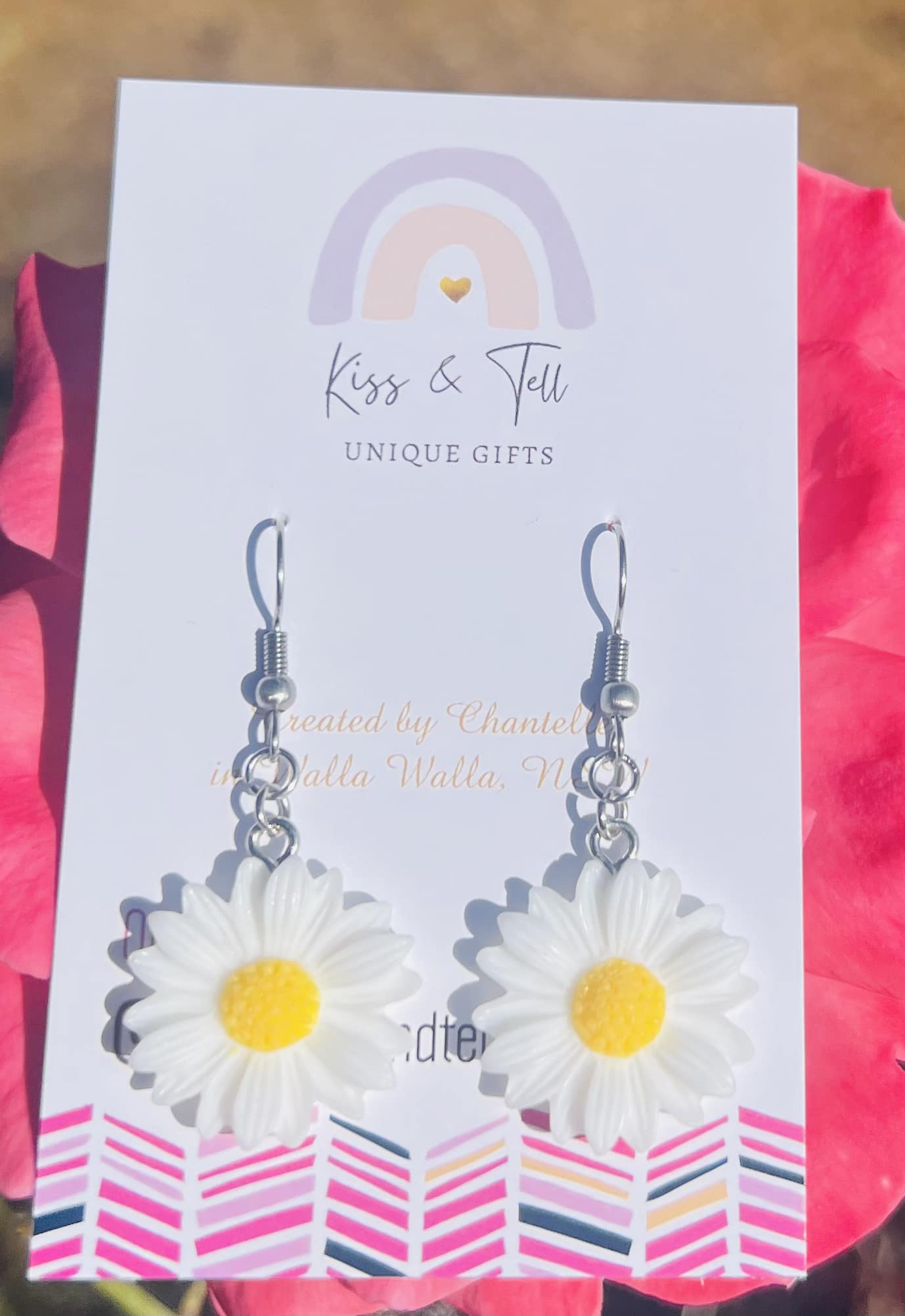 Daisy Dangle Earrings