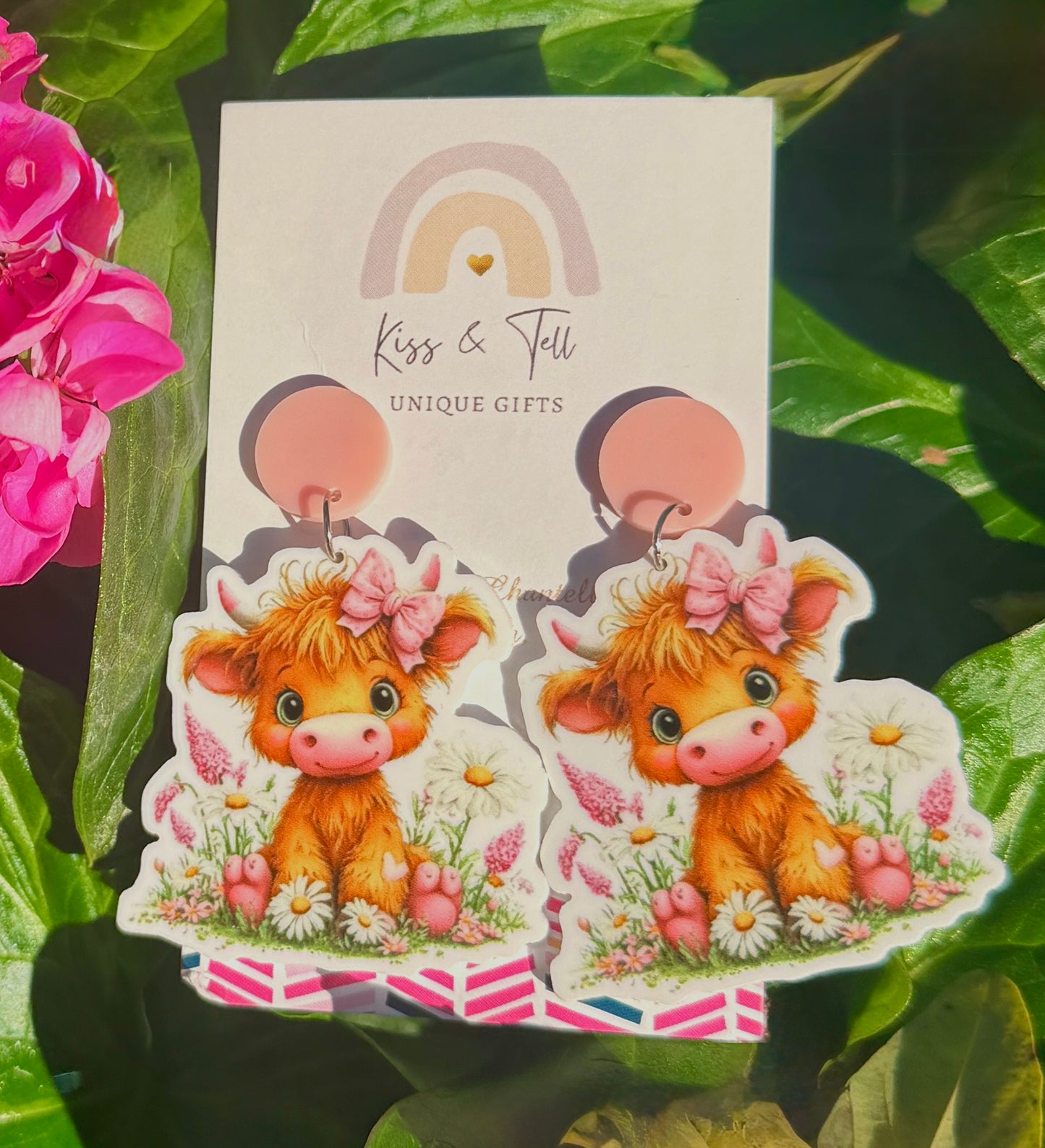 Floral Highland Cows Dangle Earrings