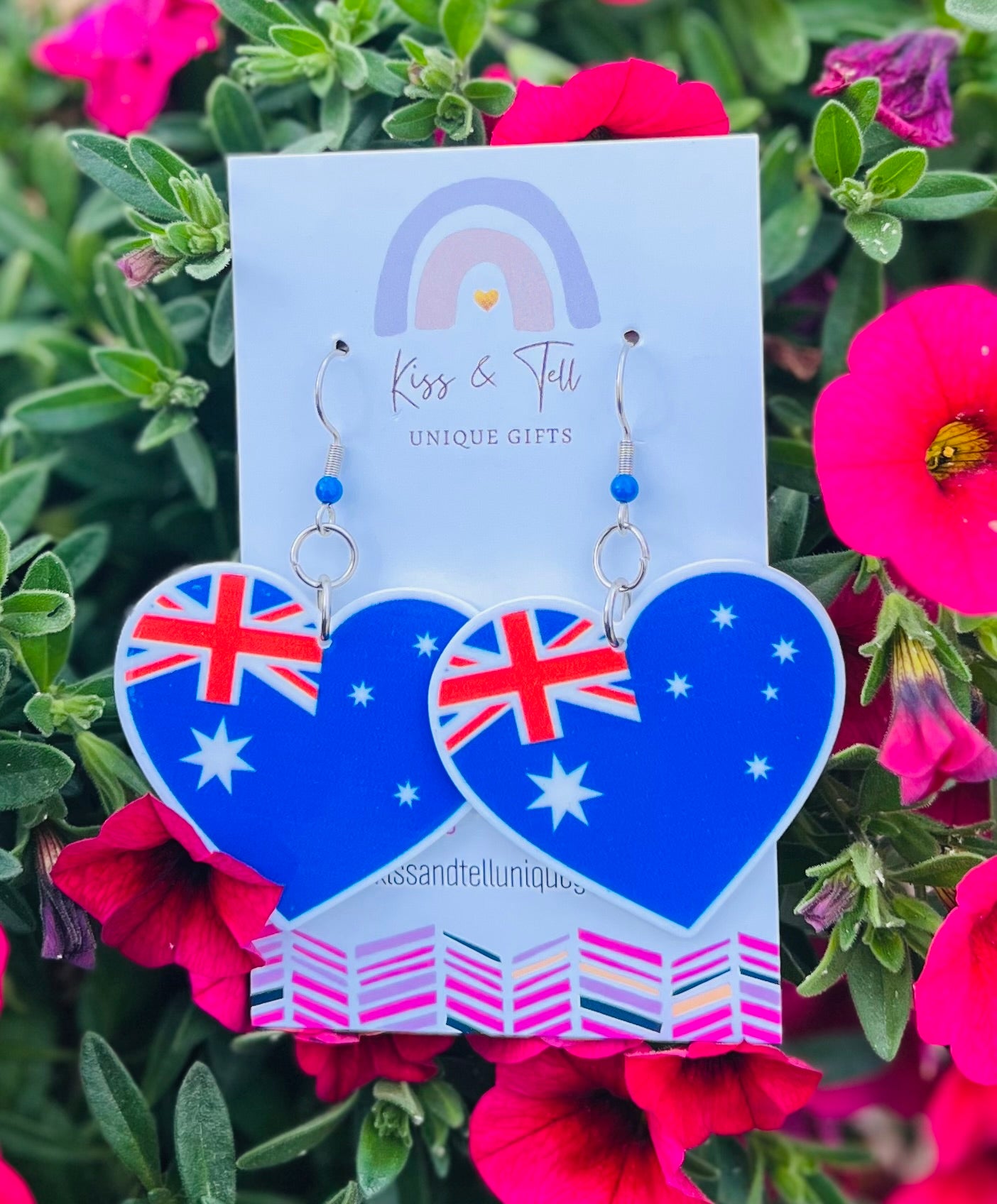 Australia Heart Dangle Earrings