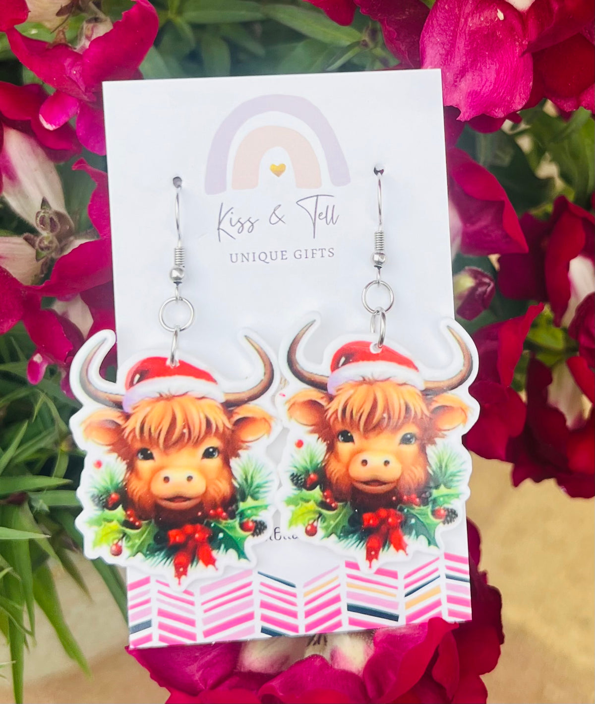 Christmas Highland Cow Dangle Earrings
