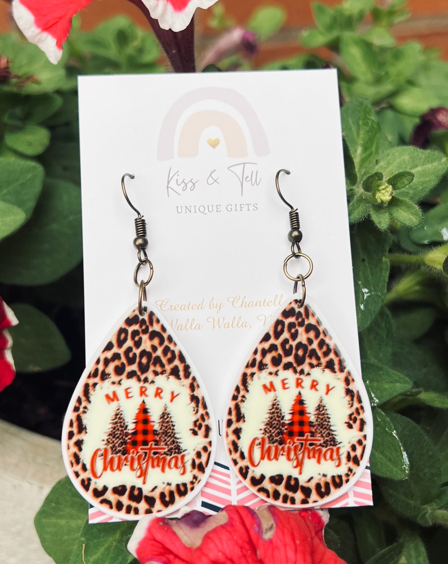 Leopard Print Merry Christmas Dangle Earrings