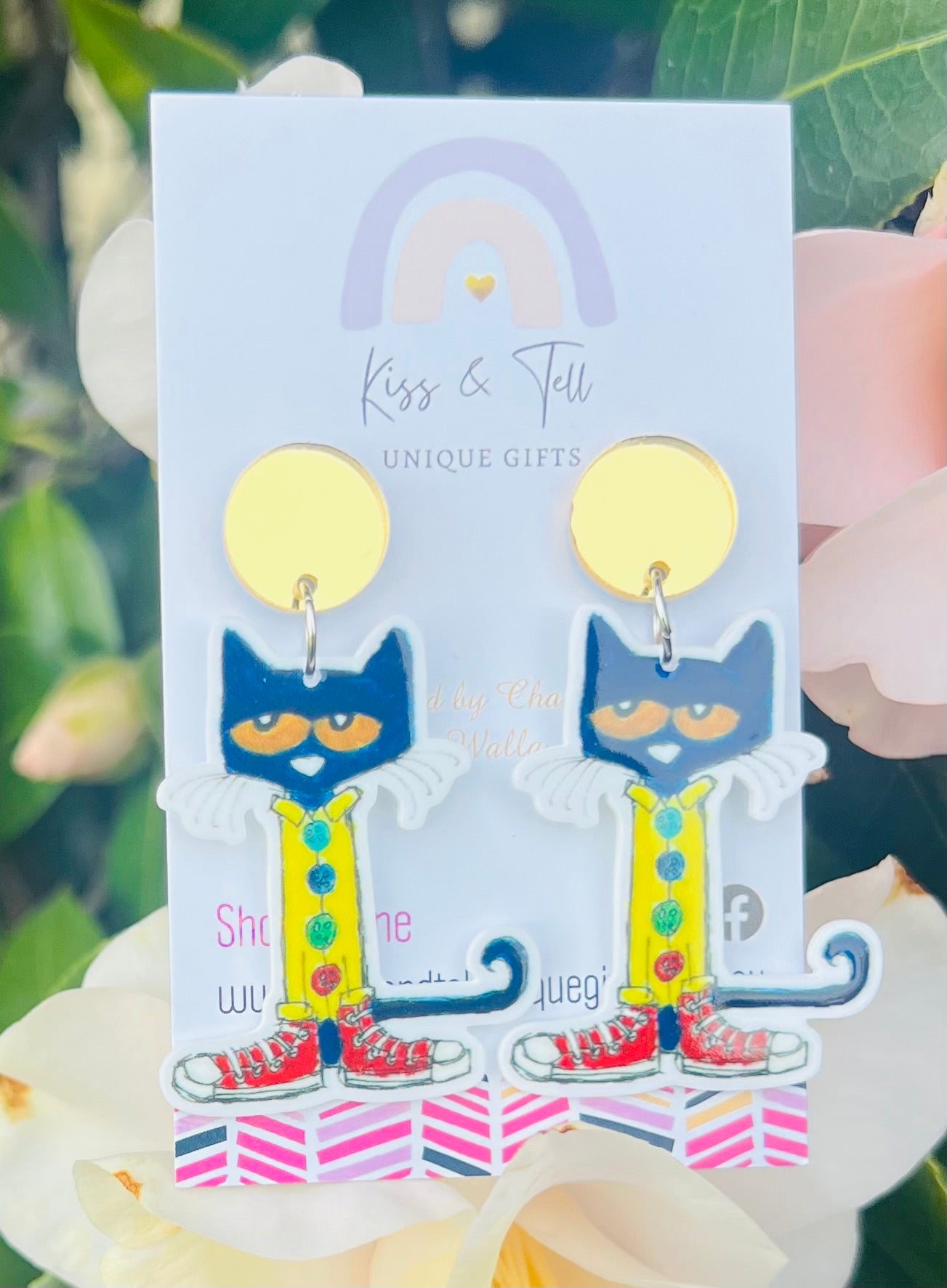 Pete the Cat Character Earrings