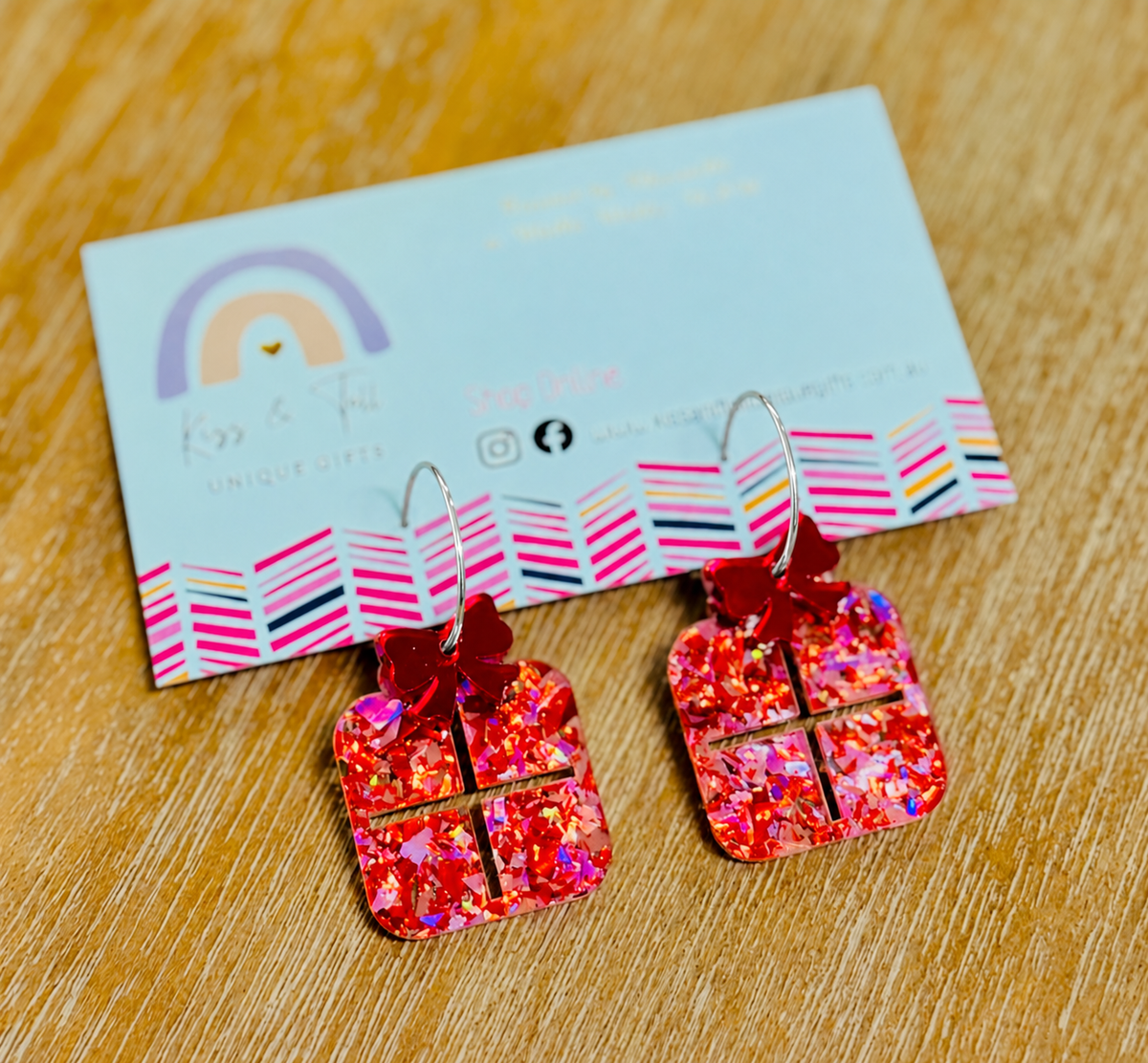 * NEW Sparkling Glitter Present Hoop Earrings