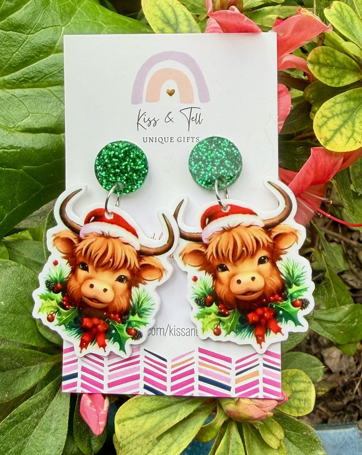 Christmas Highland Cow Dangle Earrings