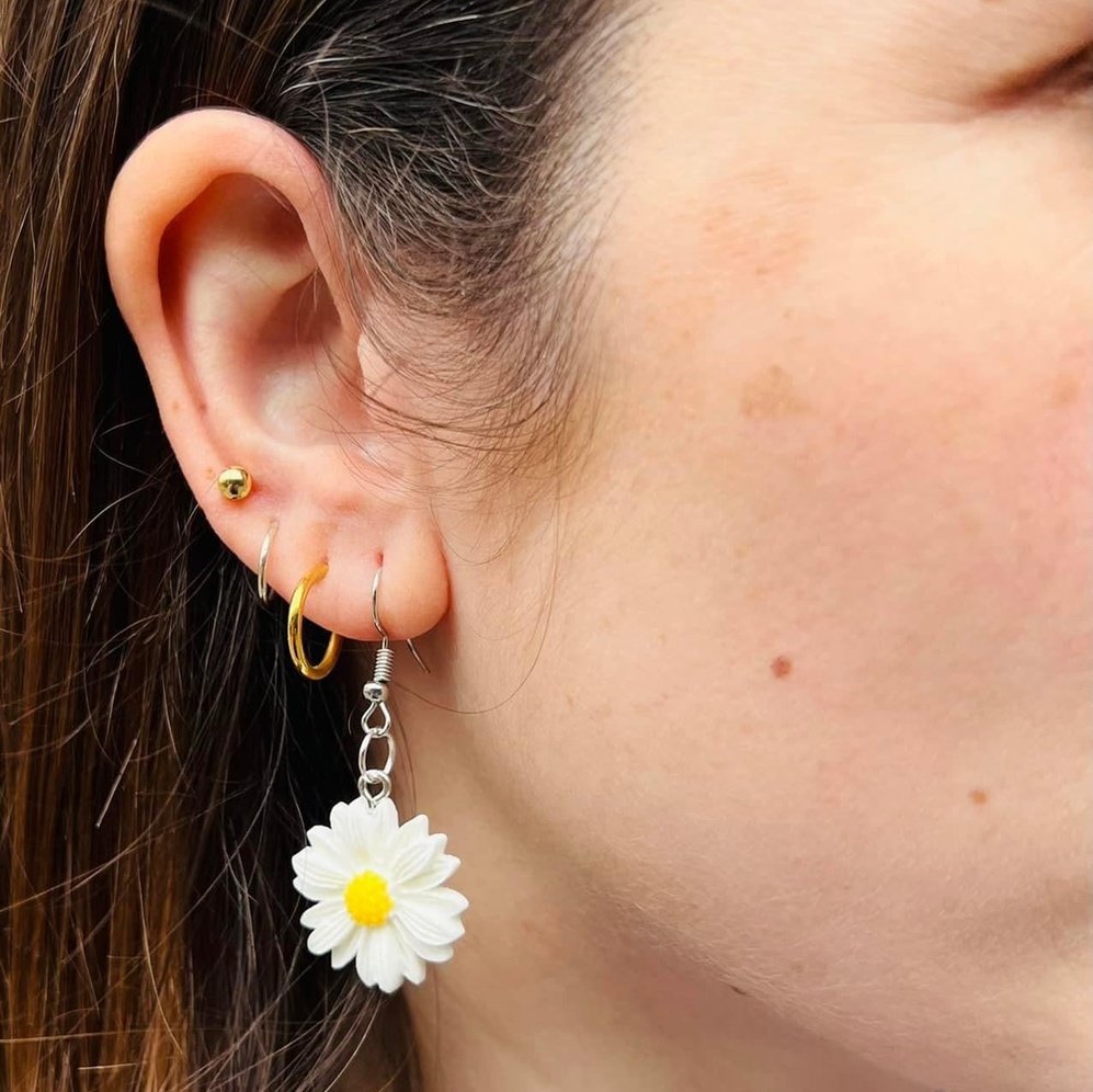 Daisy Dangle Earrings