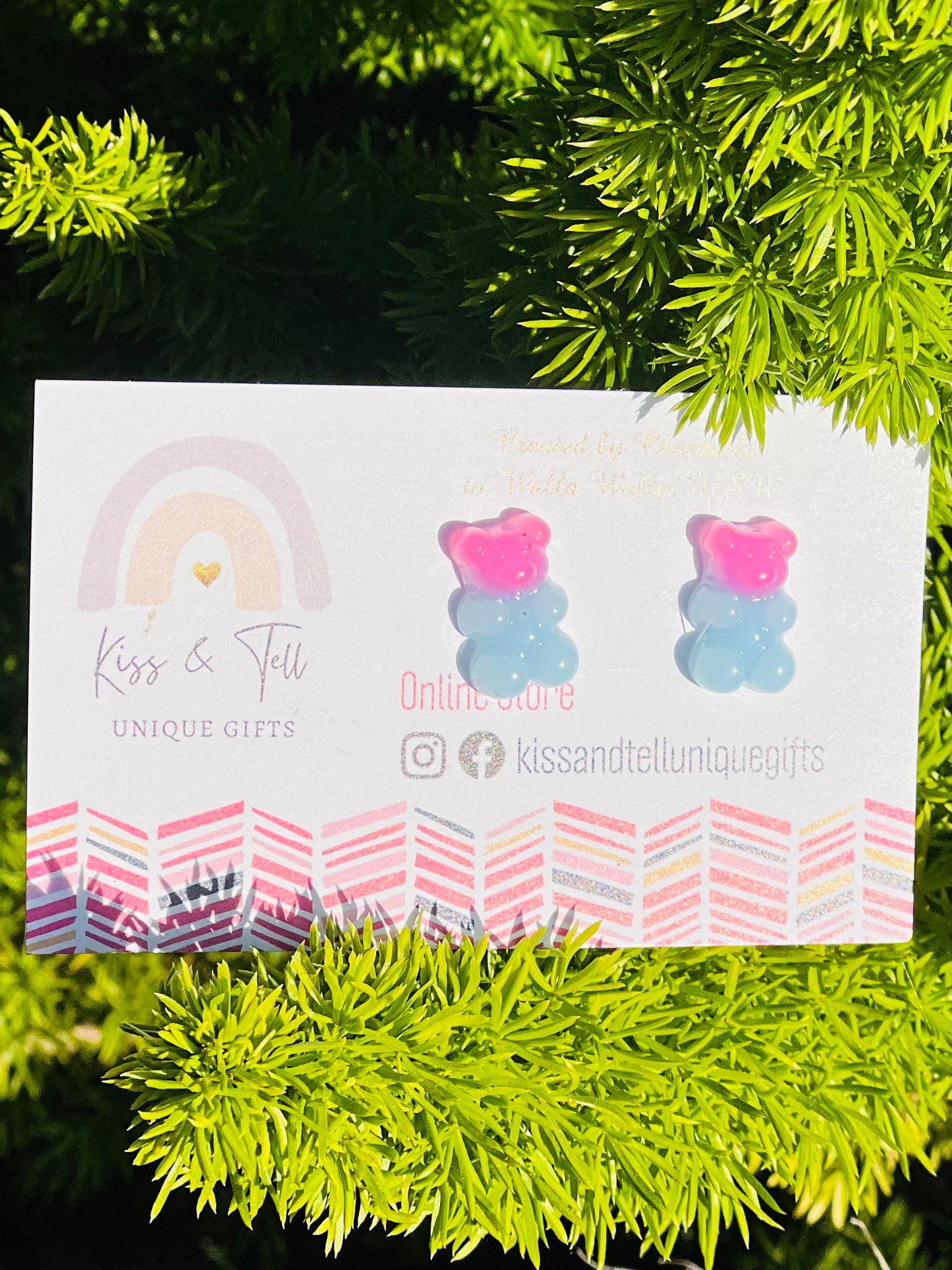 Ombre Glitter Gummi Bear Stud Earrings