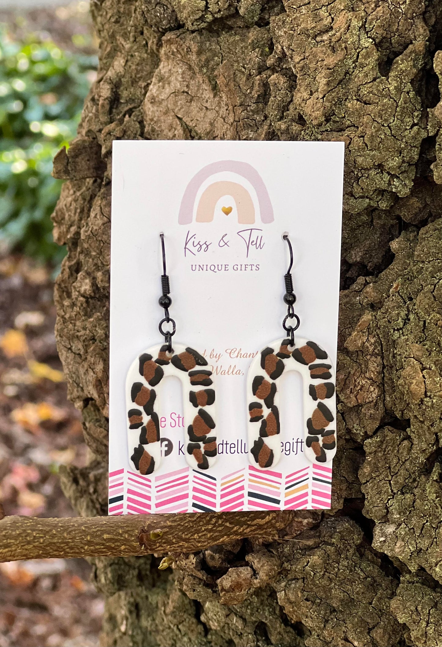 Leopard Print U-Shape Dangle Earrings