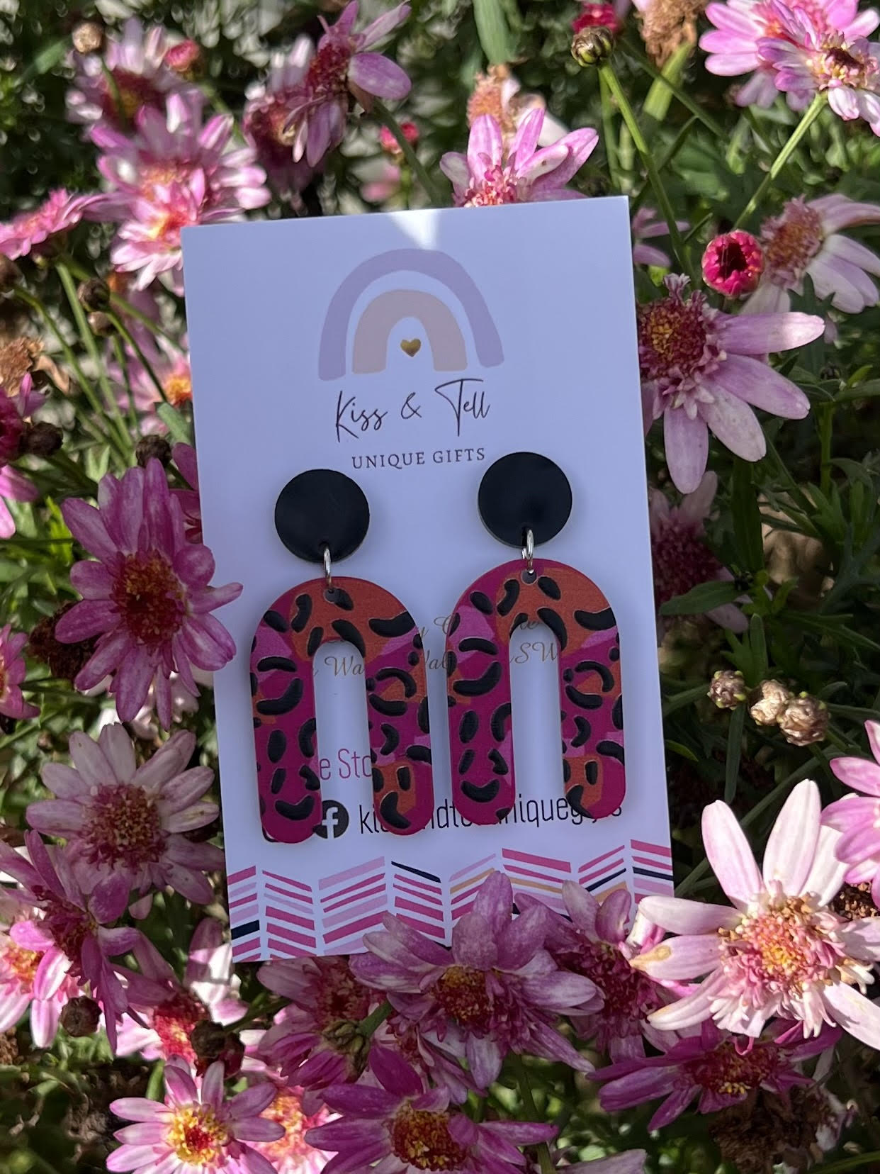 Small Pink & Black U-Drop Earrings